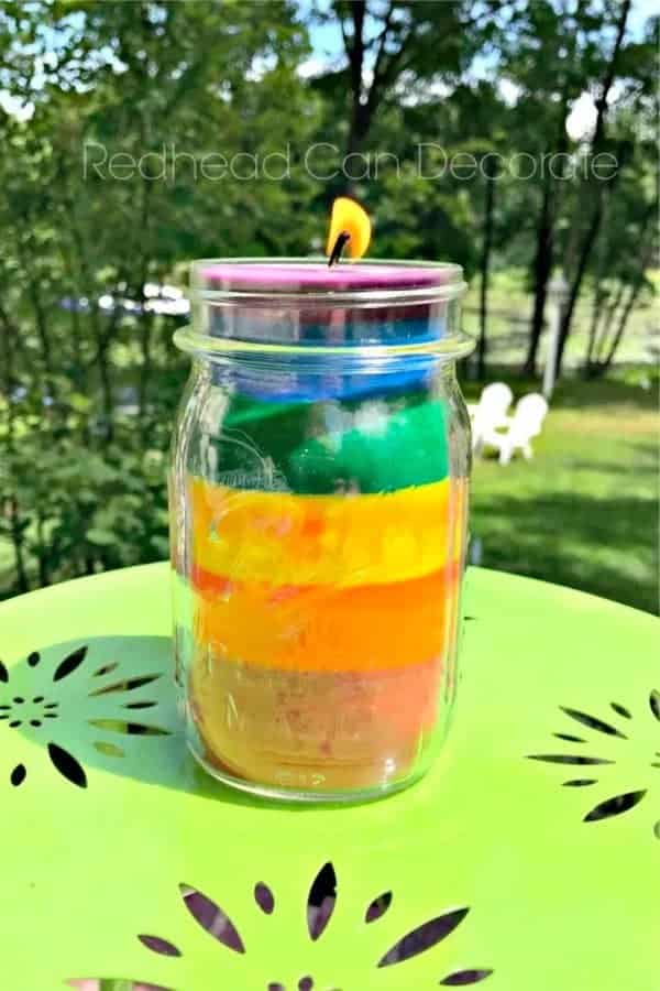 DIY Crayon Rainbow Candle