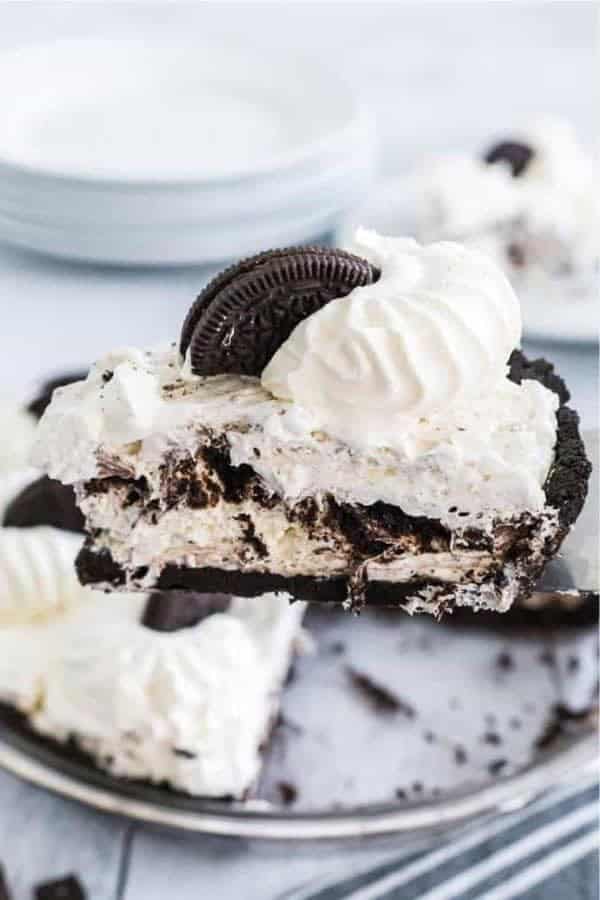 No-Bake Oreo Cream Pie