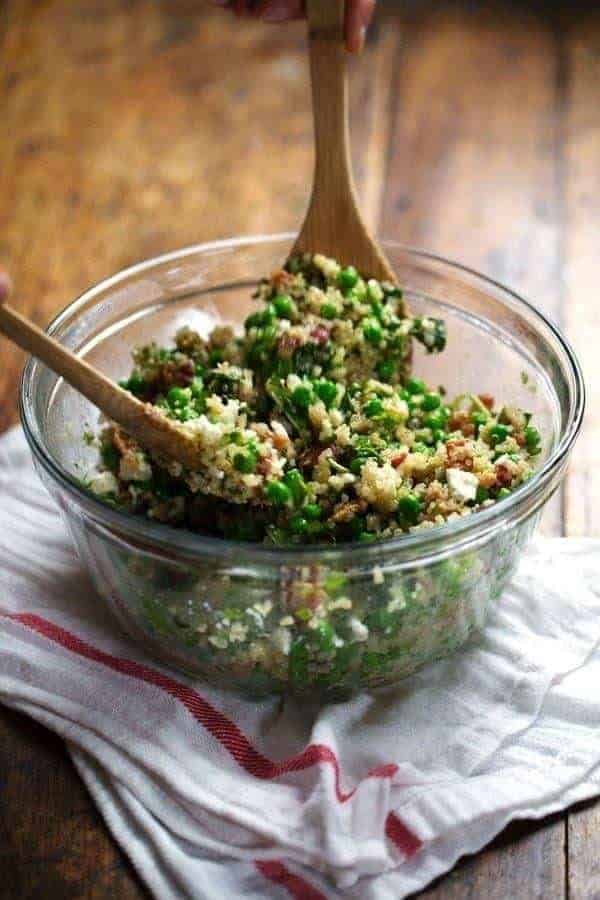 QUINOA SALAD WITH LEMON VINAIGRETTE