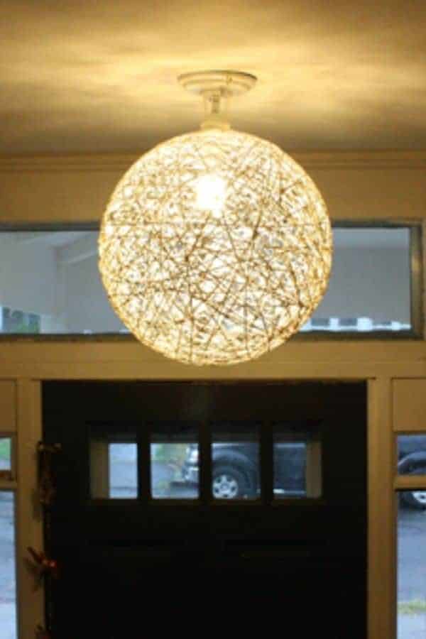 YARN GLOBE LAMP