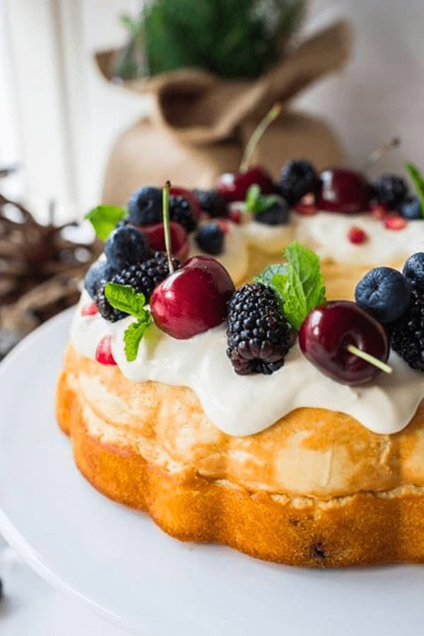 Christmas Cheesecake Wreath