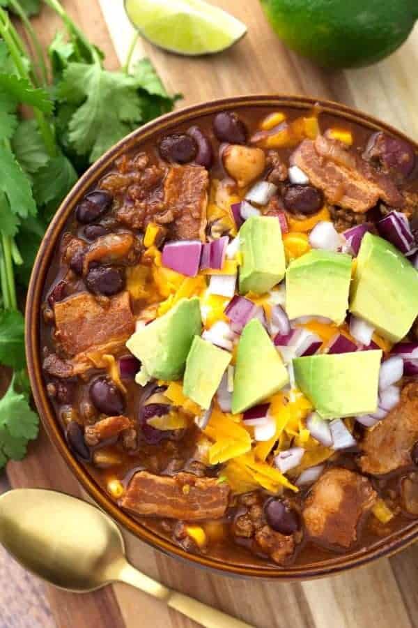 SMOKY BACON AND BEAN CHILI