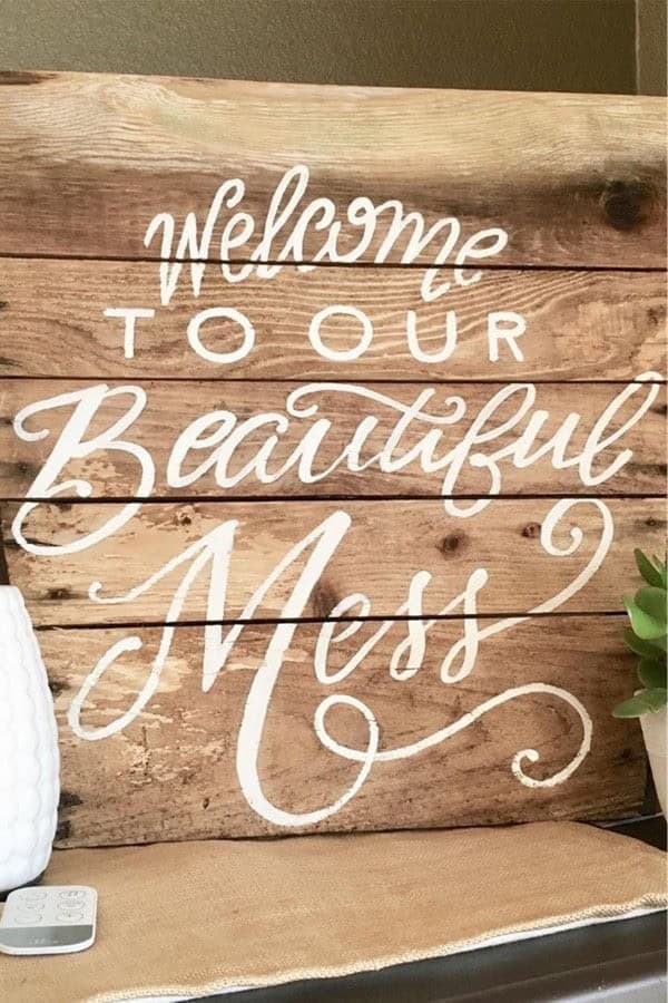 Mantel DIY Welcome Sign