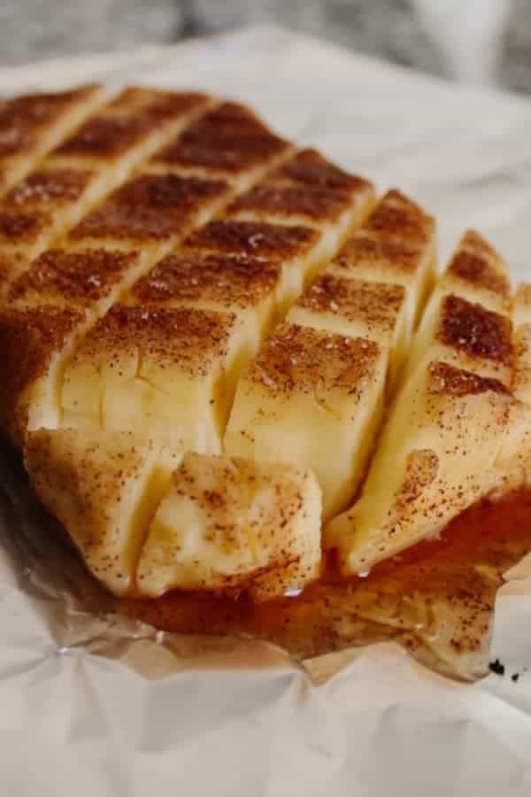 CINNAMON SUGAR & HONEY SMOKED CREAM CHEESE