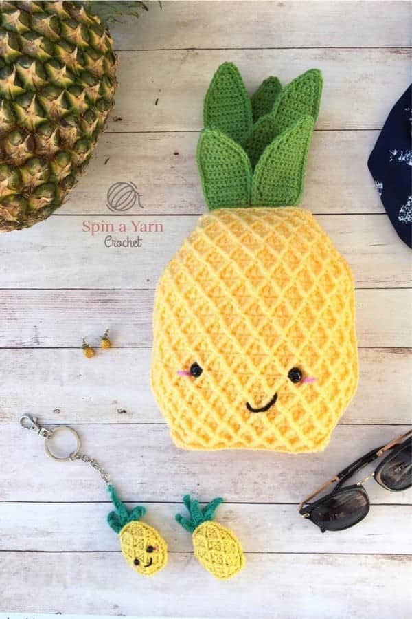 Pineapple Keychain Free Crochet Pattern