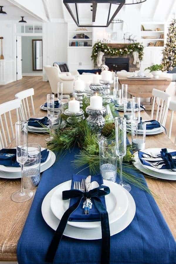 SILVER & NAVY CHRISTMAS TABLE SETTING