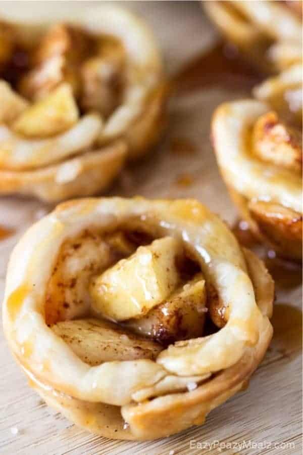 Mini Muffin Tin Salted Caramel Apple Pie Bites