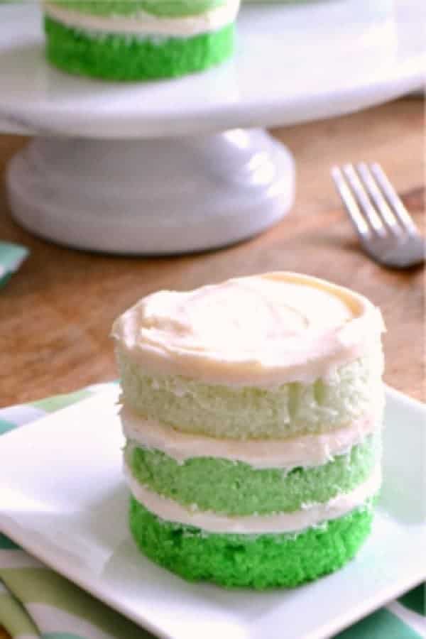 St. Patrick’s Day Mini Ombre Cakes