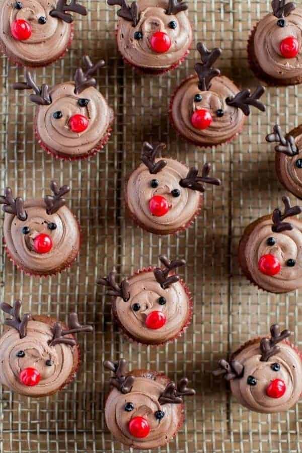 EASY REINDEER CUPCAKES