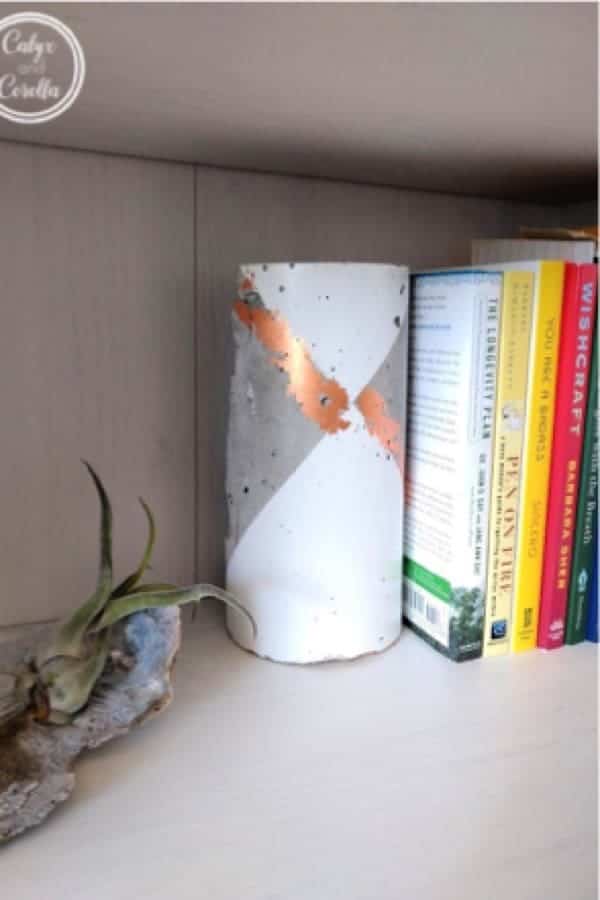 DIY Concrete Colorblock Bookends