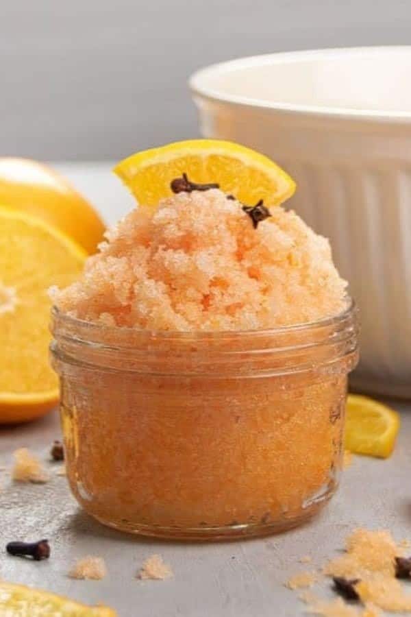 HOMEMADE ORANGE SUGAR SCRUB