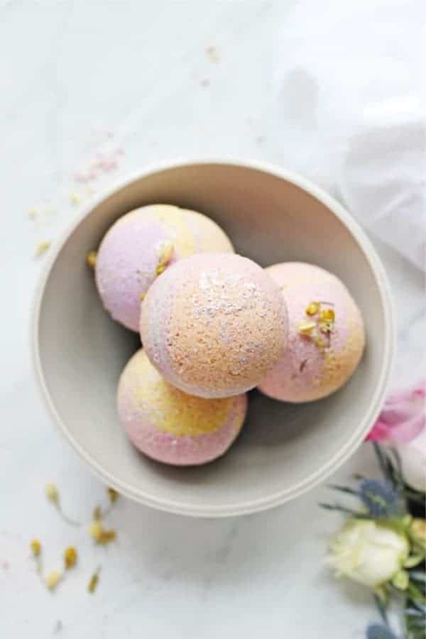 Coconut Oil Bath Bombs