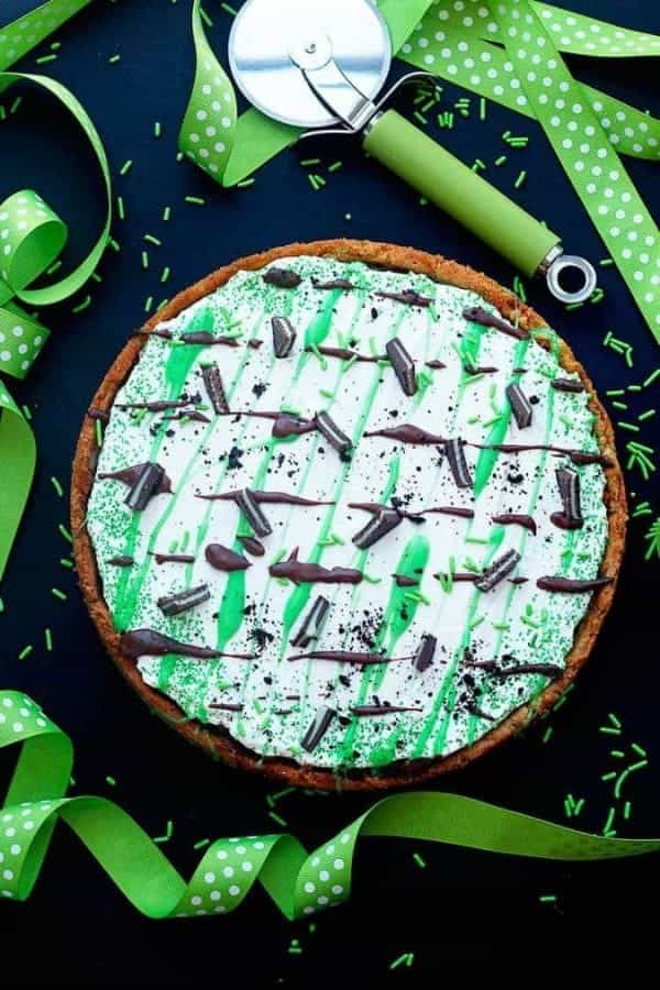 ST. PATRICK’S DAY DESSERT PIZZA