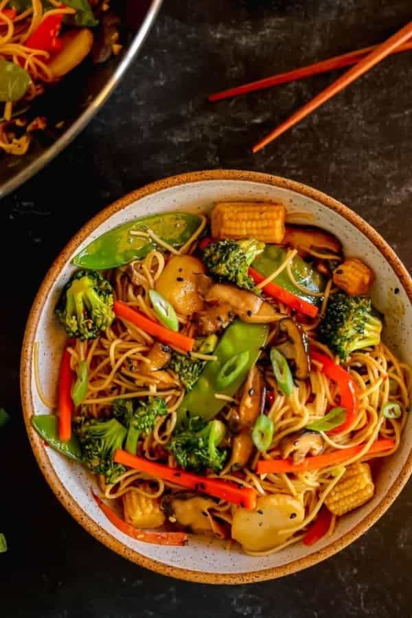 VEGETABLE LO MEIN