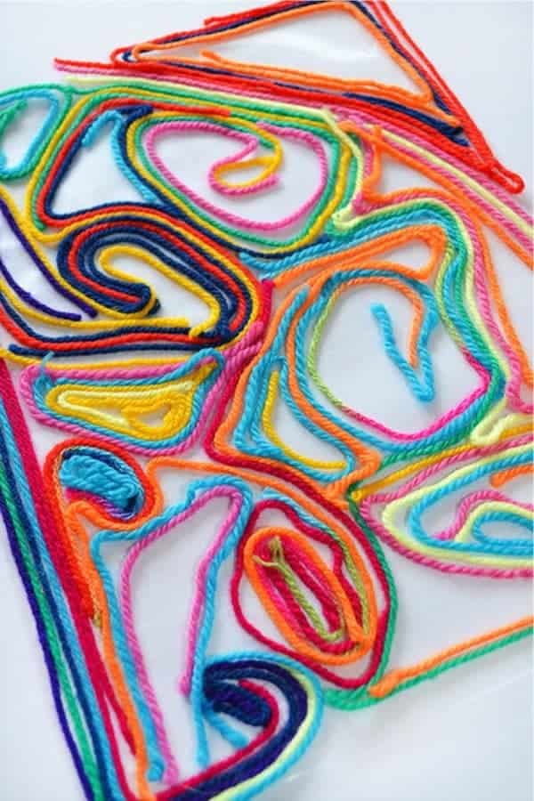 Yarn Painting Craft Tutorial