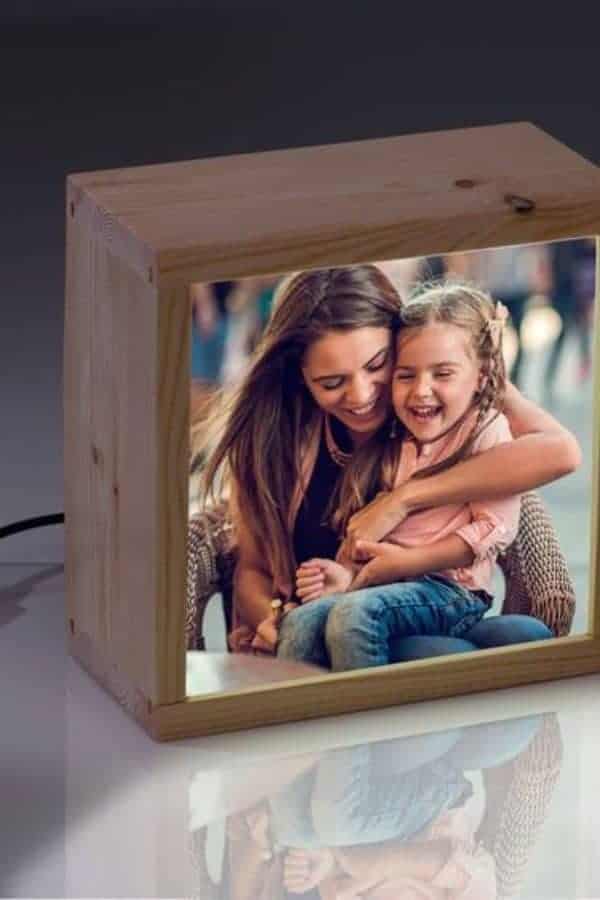 WOODEN PHOTO LAMP