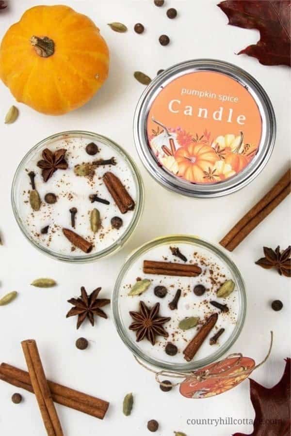 DIY Pumpkin Spice Candle With Essentials Oils