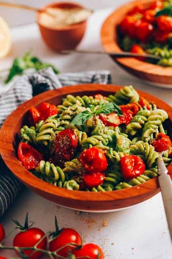 VEGAN PESTO PASTA