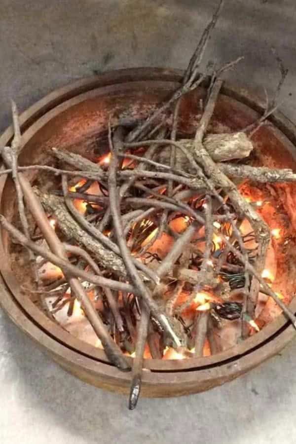 DIY FAKE CAMPFIRE