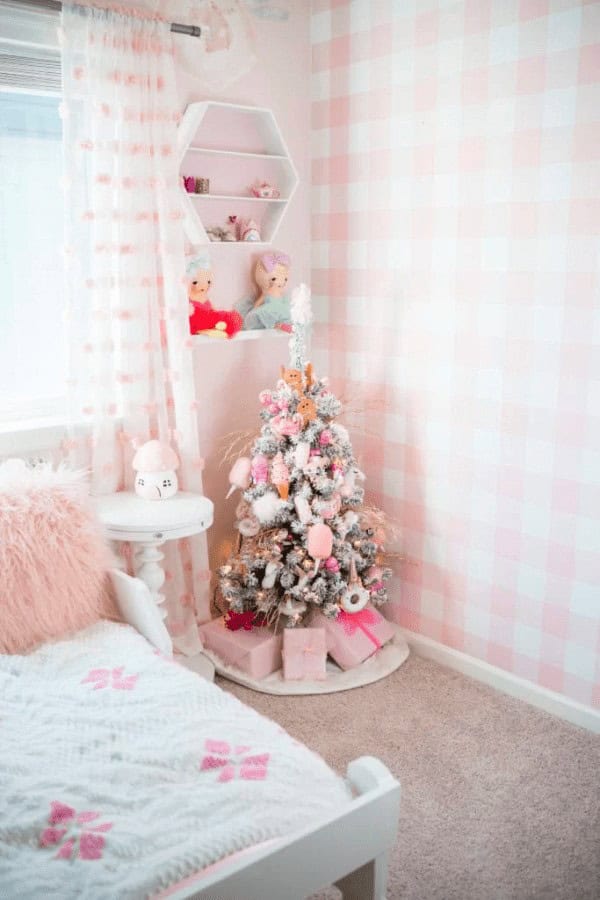 Little Girl’s Bedroom