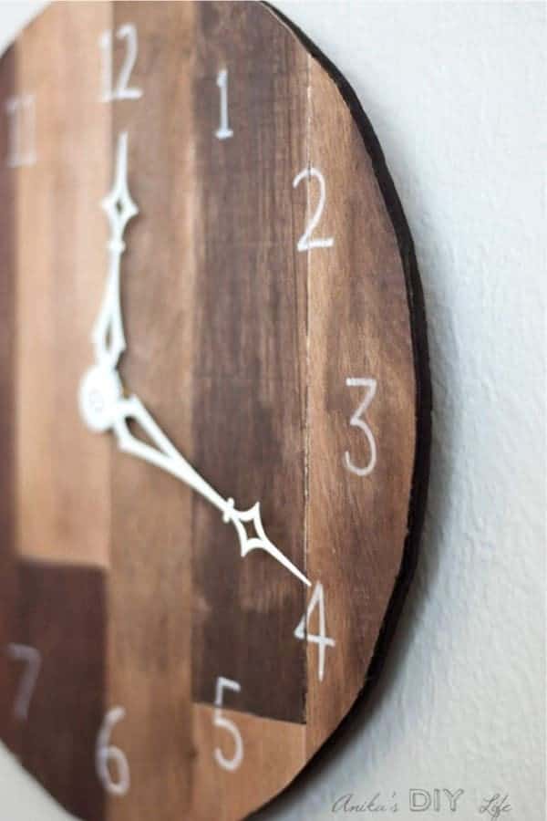 Cheap Wood Clock With Plywood