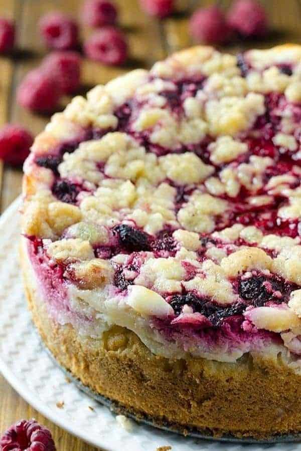 RASPBERRY CREAM CHEESE COFFEE CAKE