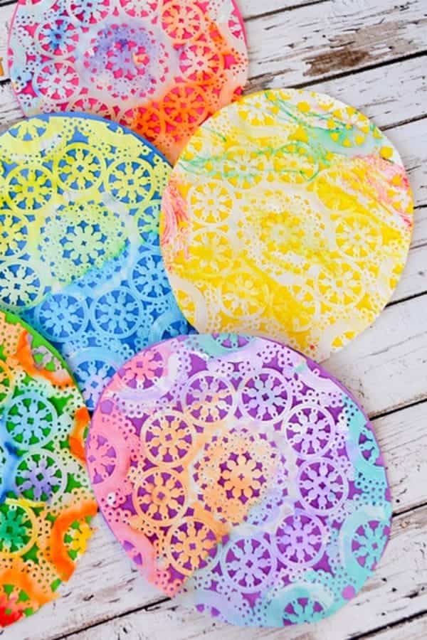 Beautiful Easter Egg Doily Craft