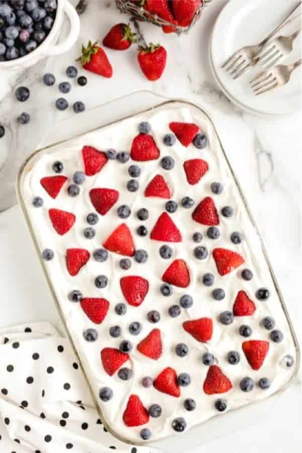 Berry Icebox Cake For Summer