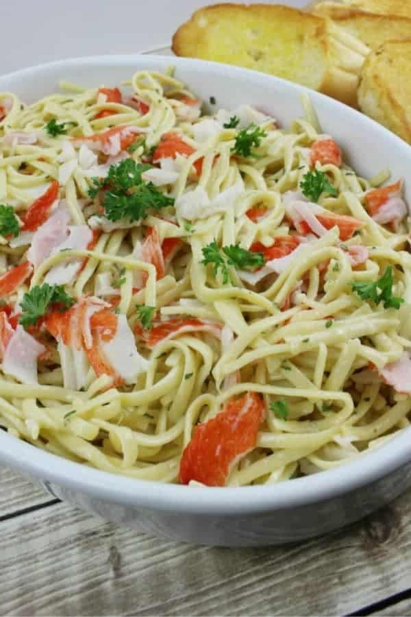 CRAB LINGUINI WITH LEMON BUTTER GARLIC SAUCE