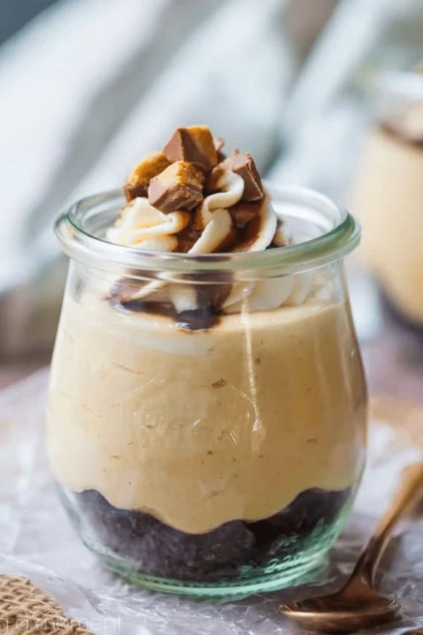 No-Bake Peanut Butter Pie Jars