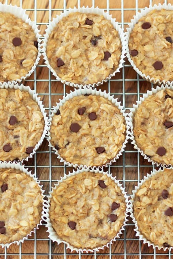 BREAKFAST OATMEAL CUPCAKES