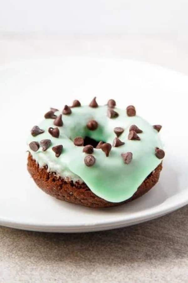 MINT CHIP DONUTS