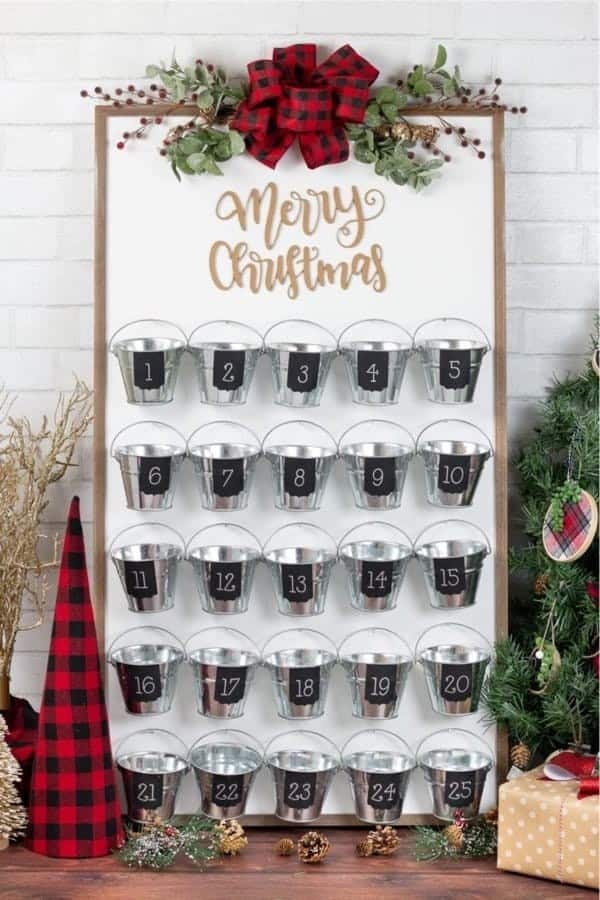 DIY Wooden Christmas Calendar