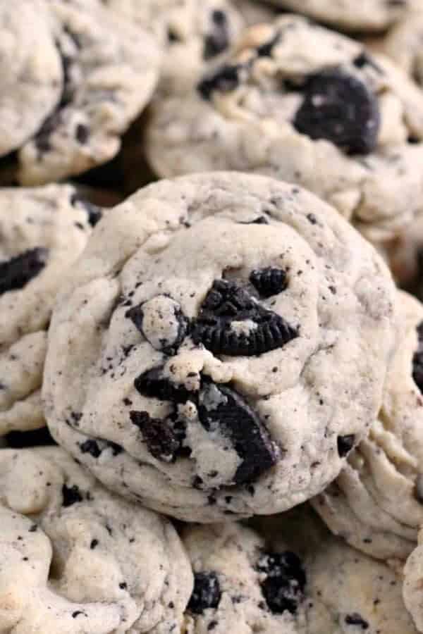 Cookies & Cream Cookies