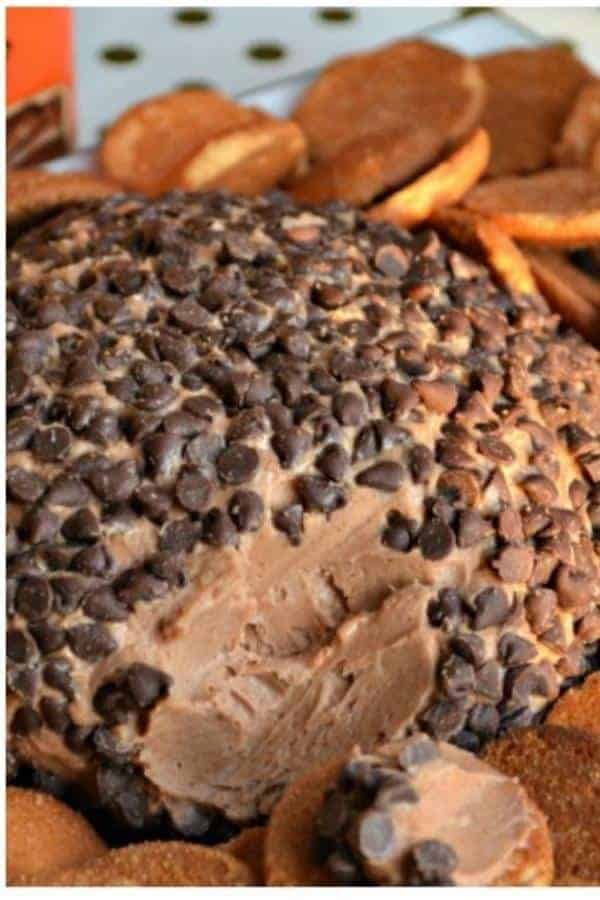 PEANUT BUTTER CREAM CHEESE BALL