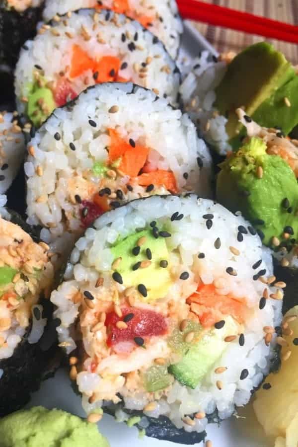 VEGAN CRAB CALIFORNIA ROLLS