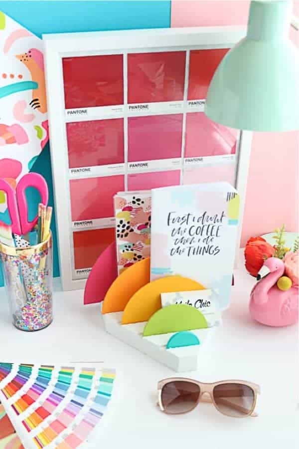 Rainbow Desk Organization Tutorial