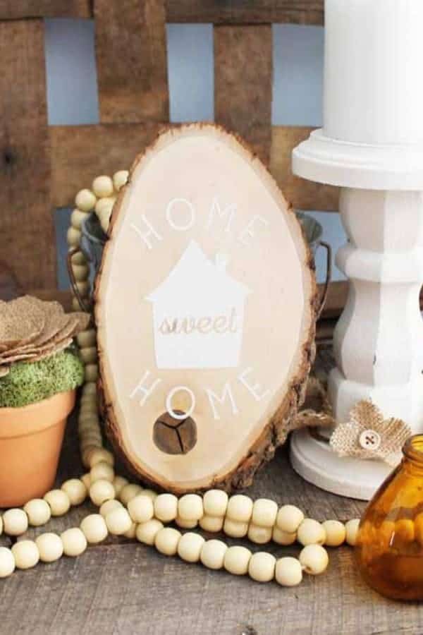 RUSTIC WALL ART FROM WOOD SLICE