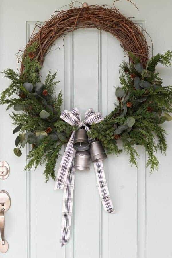 CHRISTMAS FARMHOUSE WINTER WREATH BELLS