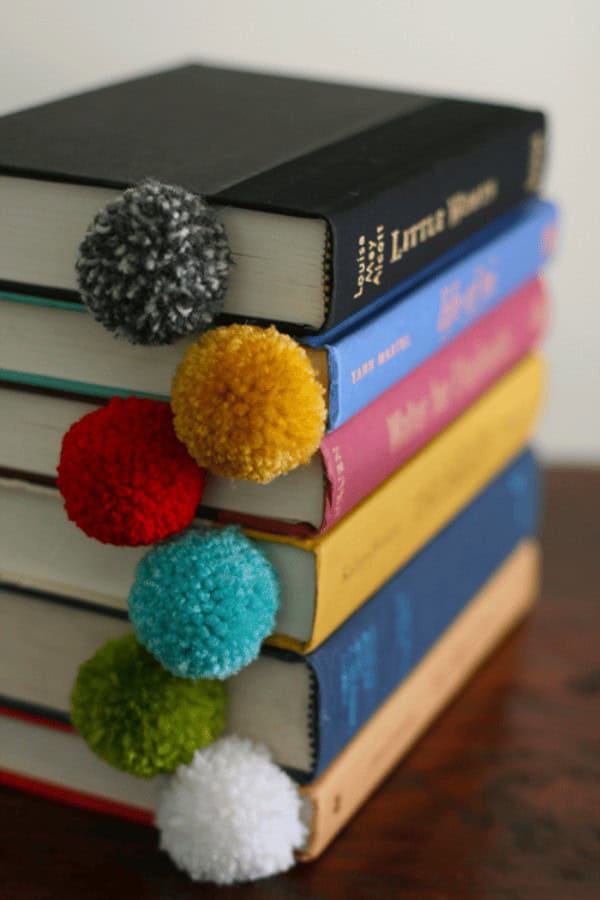 Pom Pom Bookmark