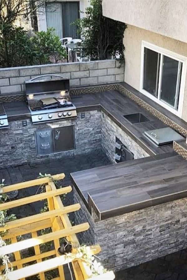 Small Outdoor Kitchen