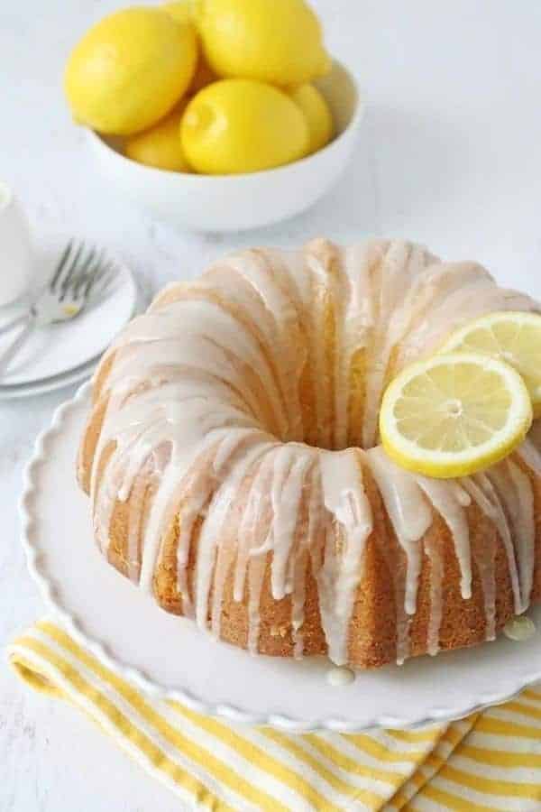 LEMON BUNDT CAKE