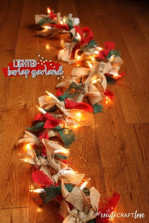 LIGHTED BURLAP GARLAND