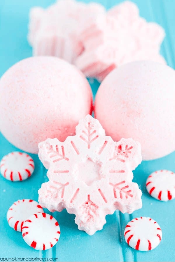 Handmade Peppermint Bath Bombs