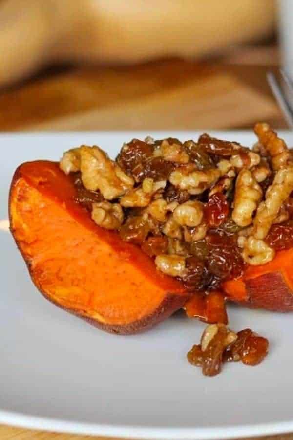 ROASTED YAMS WITH HONEY WALNUTS & RAISINS