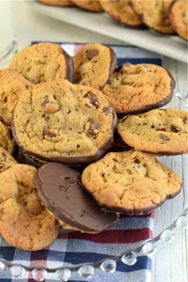 The Best Double Chocolate Chip Cookies Recipe