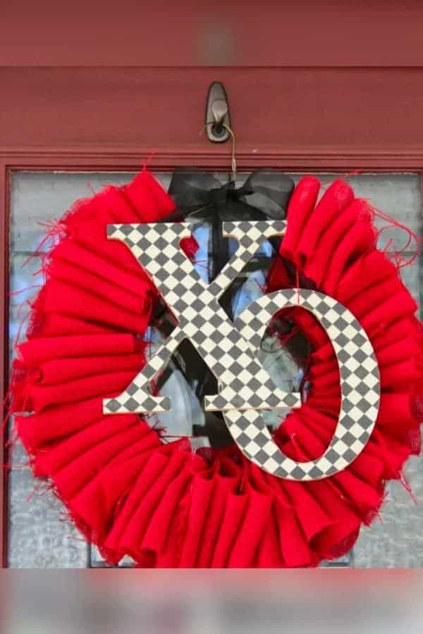 RUSTIC BURLAP WREATH