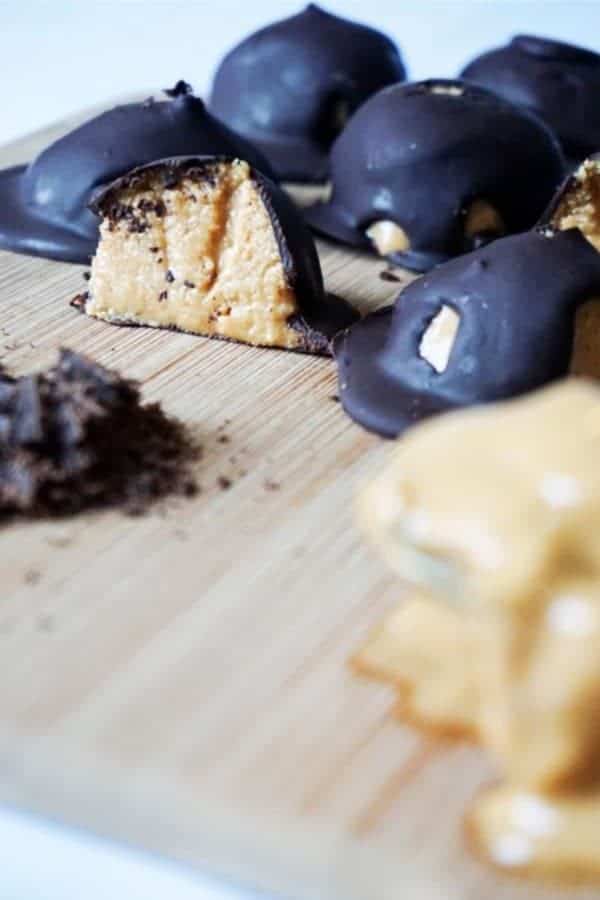 Low Carb Peanut Butter Balls