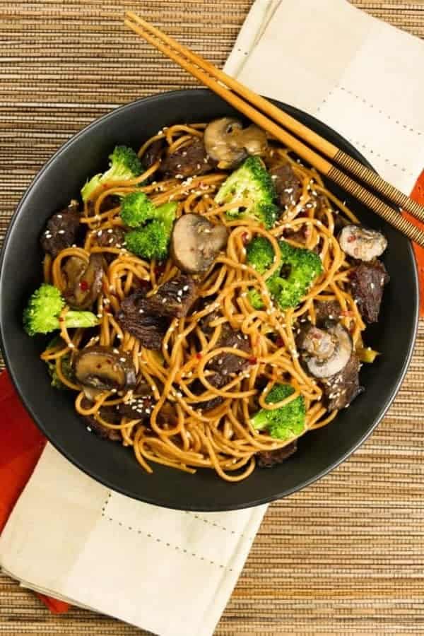 Instant Pot Lo Mein with Beef