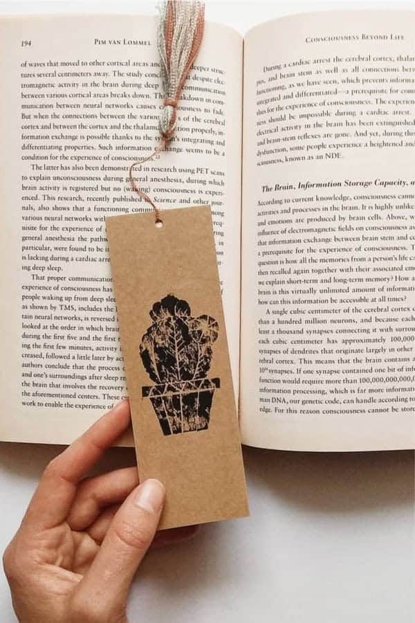 DIY Stamped Paper Bookmark